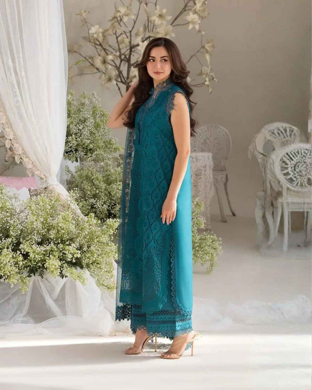 EMBROIDERED LAWN UNSTITCHED 3PC